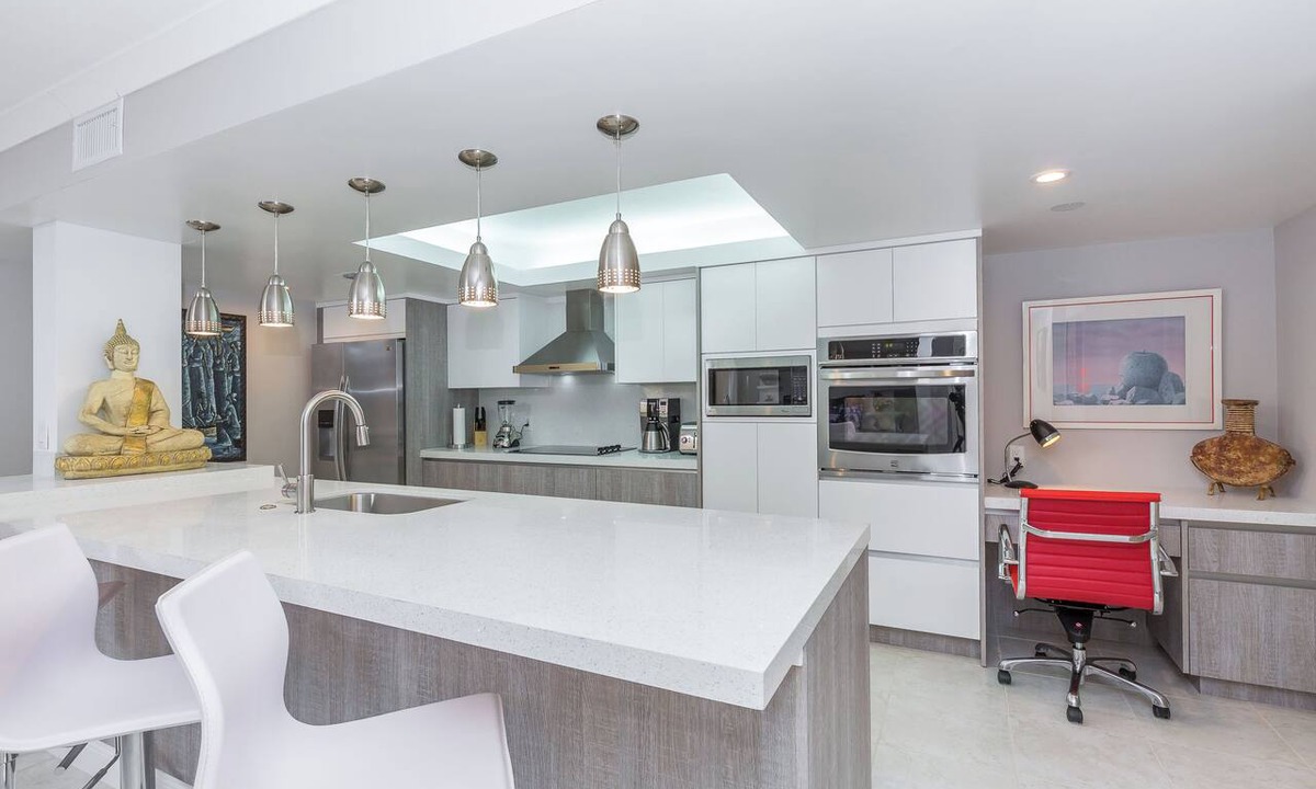 Delray Beach Condo | Beautiful 2-bedroom condo in Delray Beach with AC and gym and close to the Beach