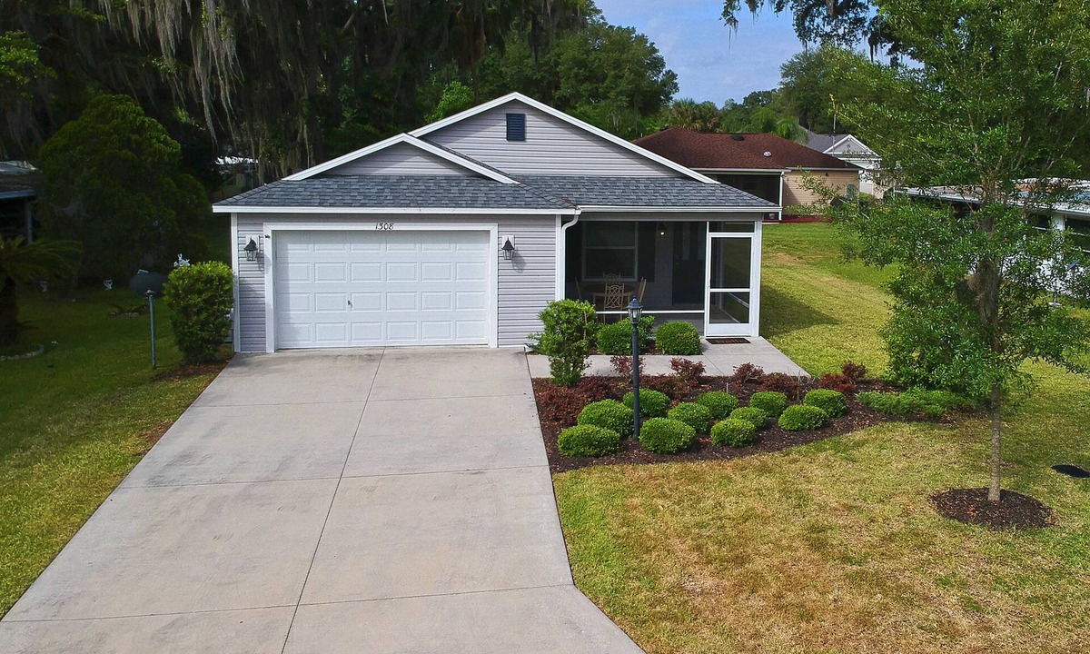 The Villages House | Beautiful 2 Bedroom, 2 Bath House in Orange Blossoms