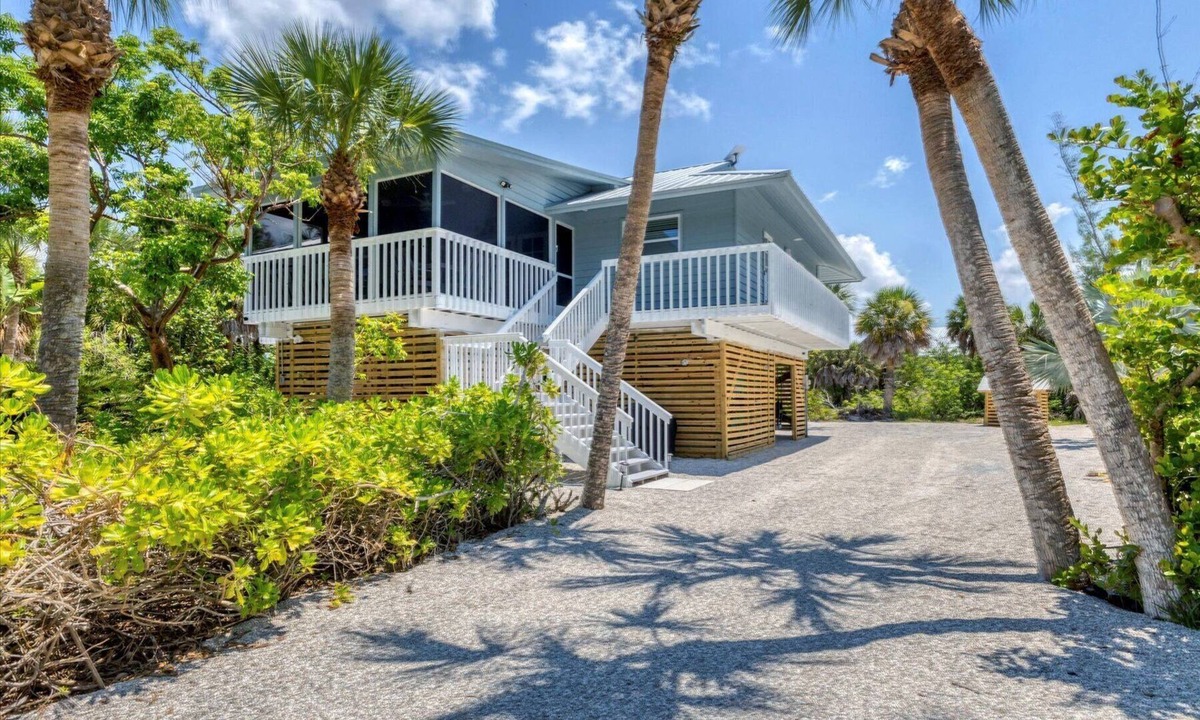 Palm Island House | Beautiful 4-bedroom beach home with dock on private island.