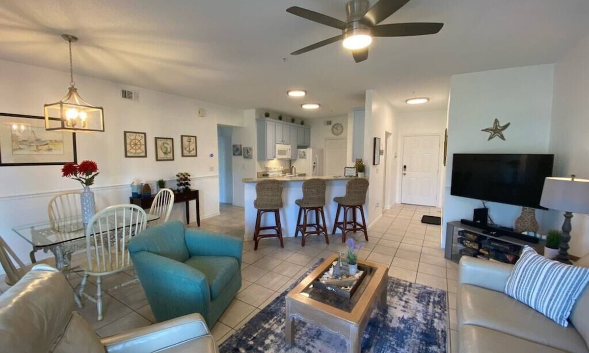 Holiday Isle Condo | Beautiful beach Condo at Sandpiper Cove Destin Florida 2 bedroom, 2 bath.
