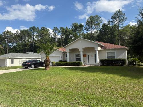 Fellowship House | Beautiful, cozy home in a quiet neighborhood