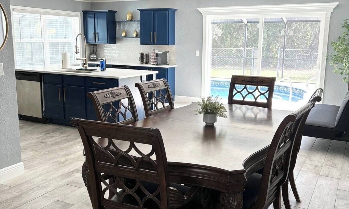 Ocala House | Beautiful home with Screened-In-Optional Heated Pool+Fence+Arcade + Karaoke+BBQ