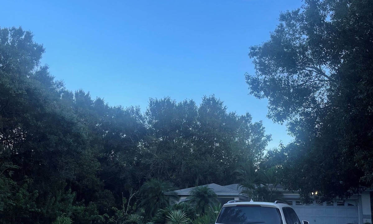Florida South Atlantic Coast House | Beautiful, lake facing ranch house 3 bedroom, 2 bath, living room, kitchen,patio