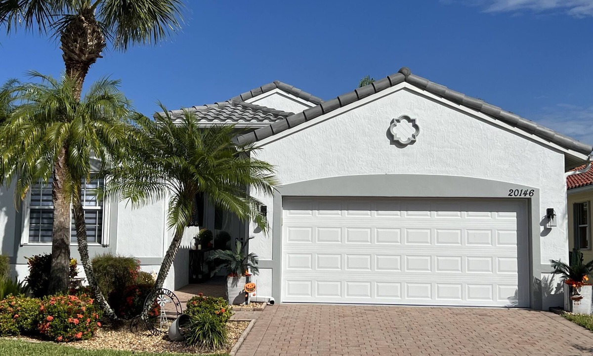 Cascades House | Beautiful updated pool home in a quiet, gated community.