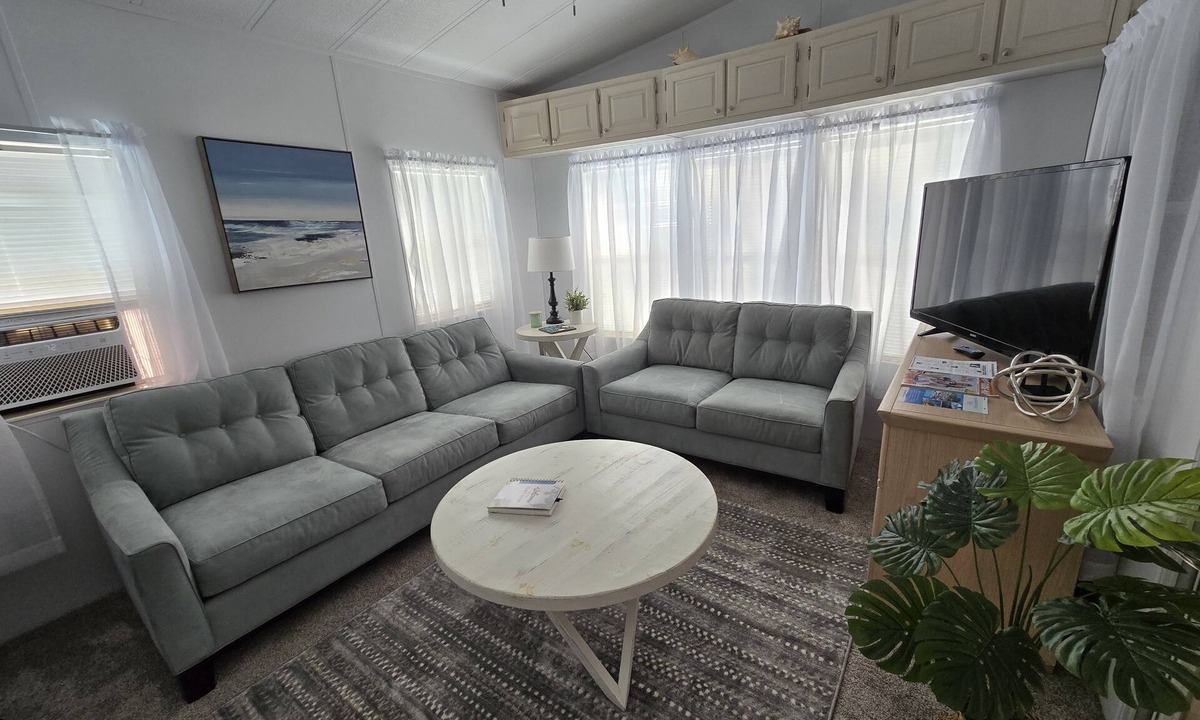 Venice Resort | Beautiful Venice Resort Home close to Beaches & Warm Mineral Springs, Cozy