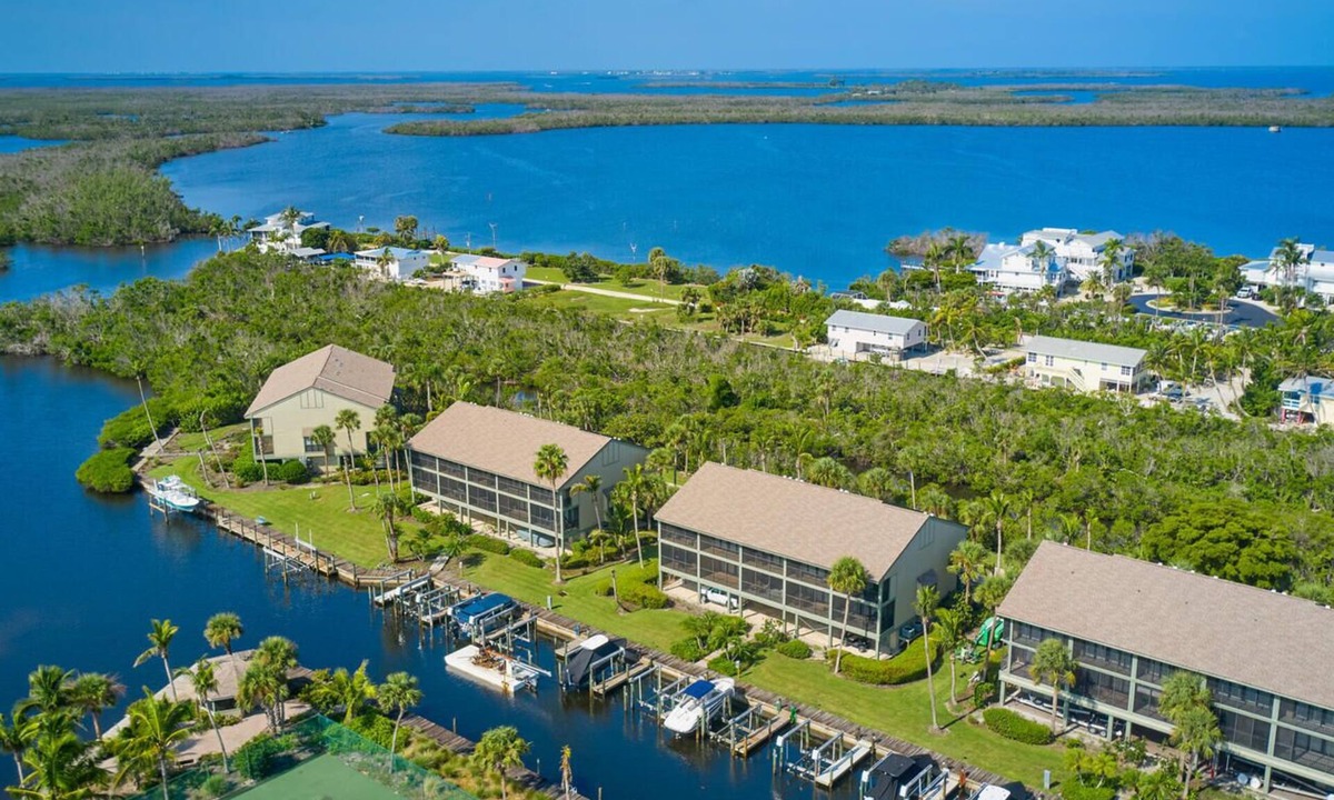 Goodwins Island Condo | Beautiful waterfront condo with gulf access