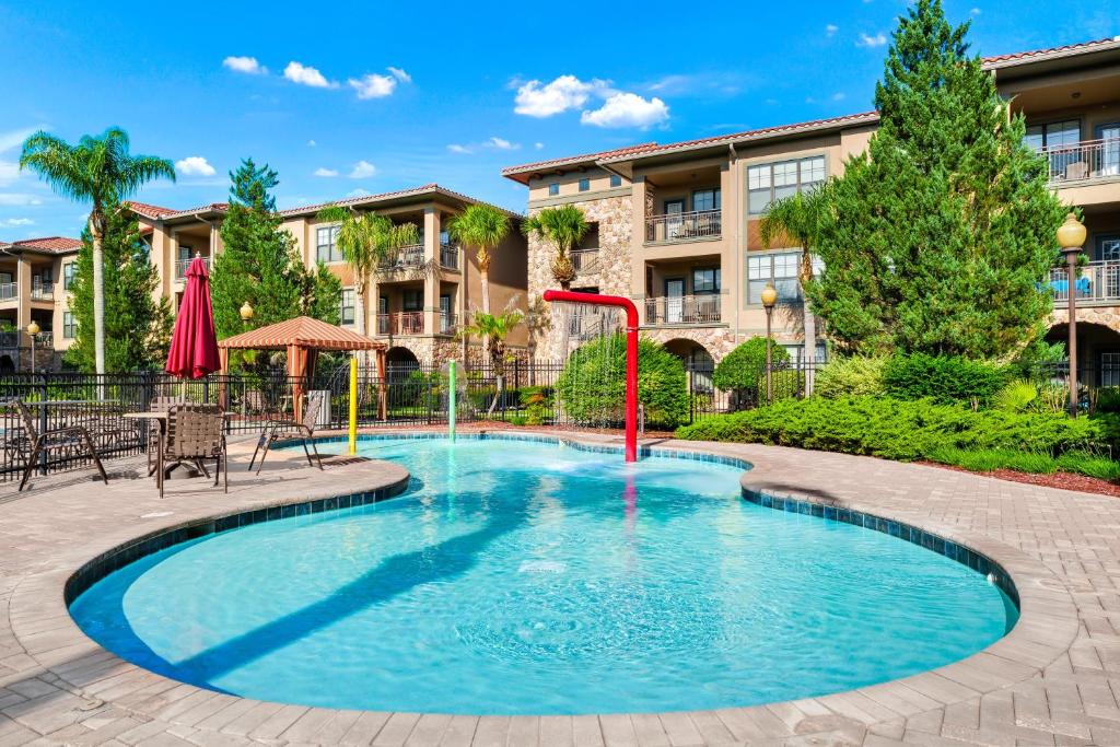 Davenport Apartment | Bella Piazza Resort Condo Near Disney Orlando 3 Bed 3 Bath , Pool & Hot Tub !