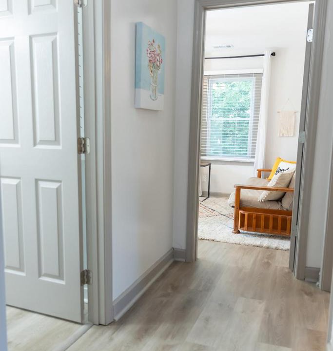 Covington Apartment | Blue Bungalow w/Free Golf Cart 1/2 mi from Square
