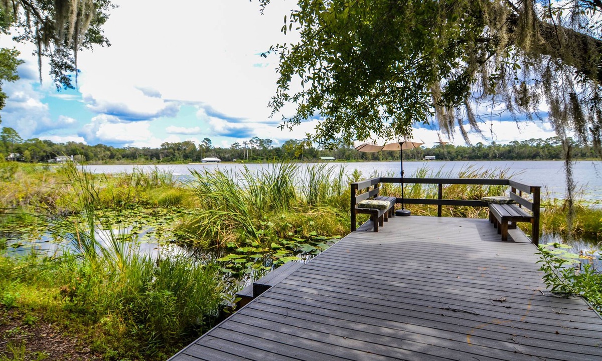 Interlachen Bed & Breakfast | Blue Sky Manor