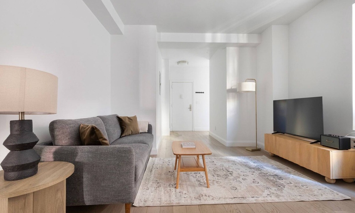Bloomingdale Apartment | Blueground | Bloomingdale, fitness center, nr Riverside Park
