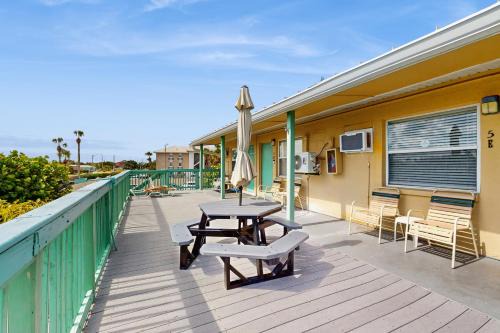 Belleair Beach House | Breezy Belleair 5E