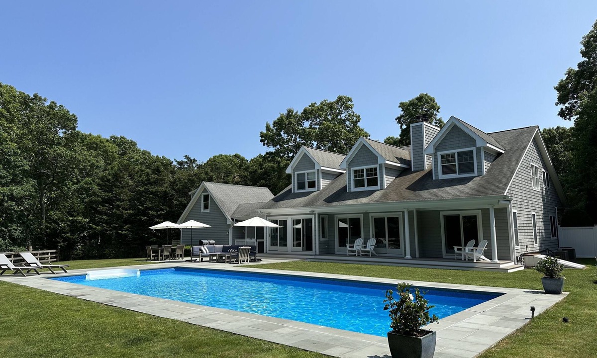 Bridgehampton House | Bridgehampton Home, Perfect for Families, Large Beautiful Secluded Pool