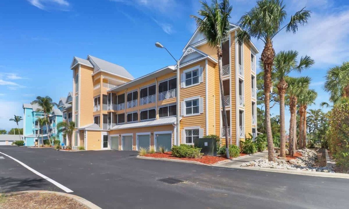Bonita Shores Apartment | Bright Studio – Free WiFi – Bonita Springs