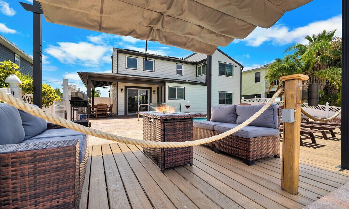 Spring Hill House | Bring your boat/Pool/Scallop season/Kayaks/Arcades