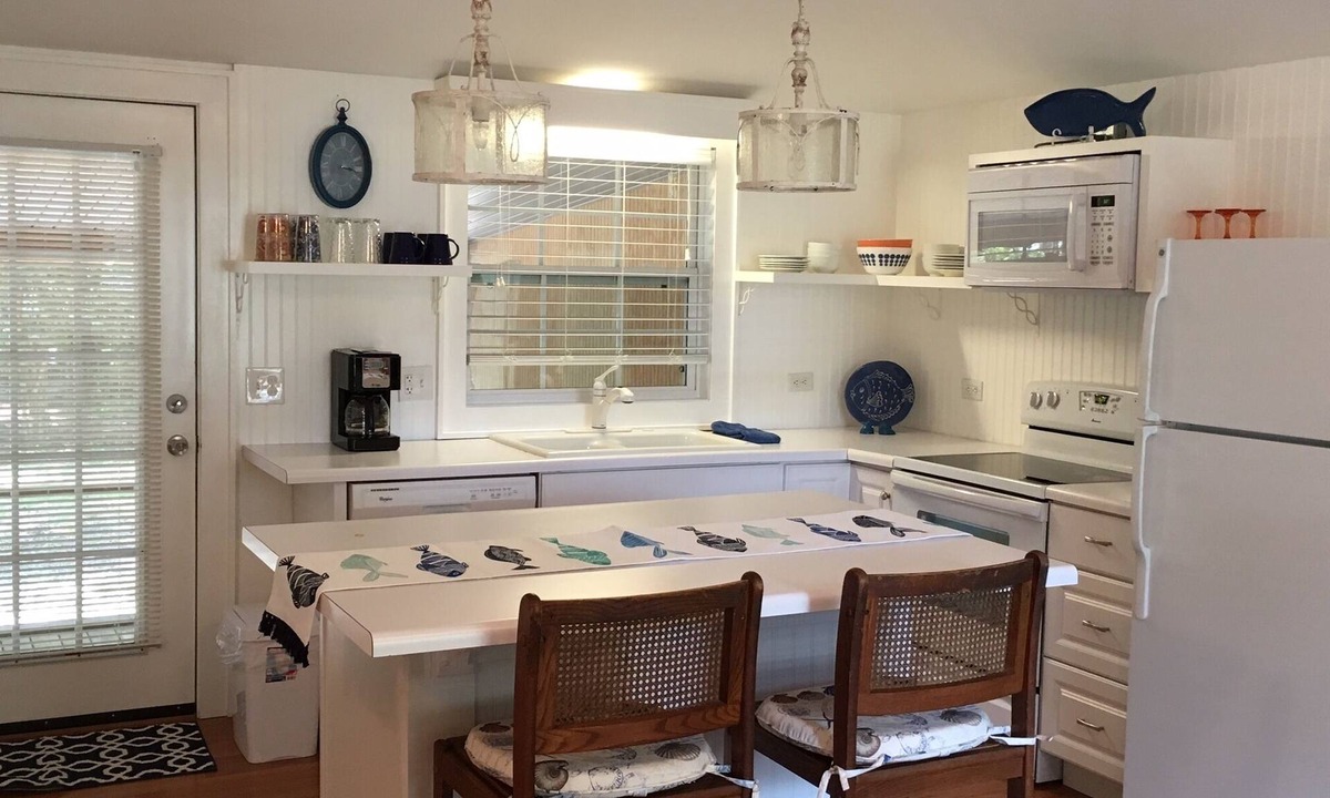 Darien House | Bungalow for Two in Historic Darien, Near Sapelo, by Georgia Coast Vacations