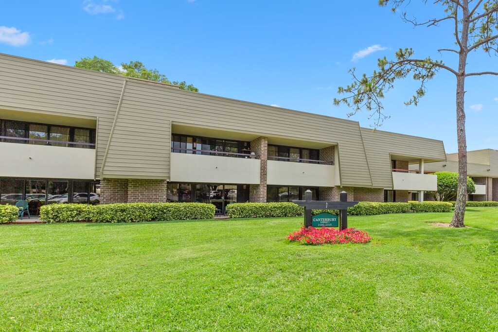 Palm Harbor Condo | Canterbury 2217 at Innisbrook