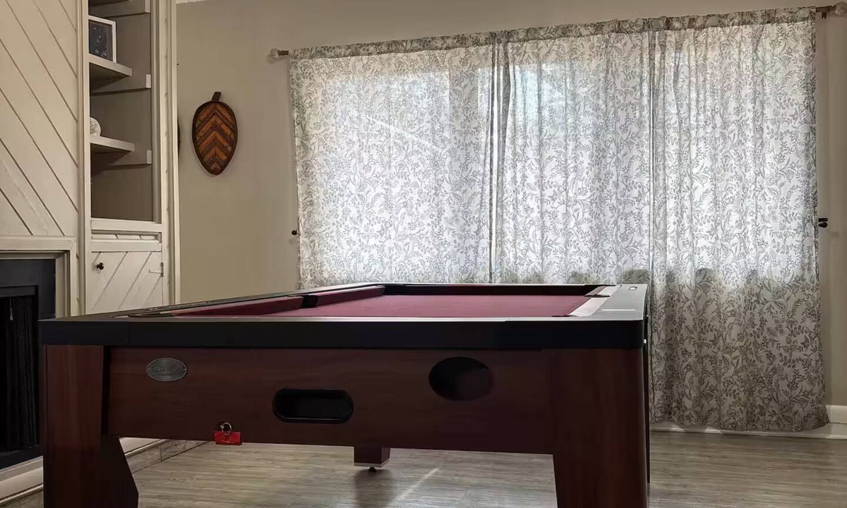 Egypt Lake-Leto House | Casa Serena Billiard/BBQ Home in heart of Tampa