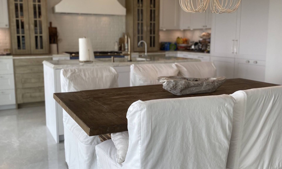 Marathon House | CASA TORINI-LUXURY- GOLF CART