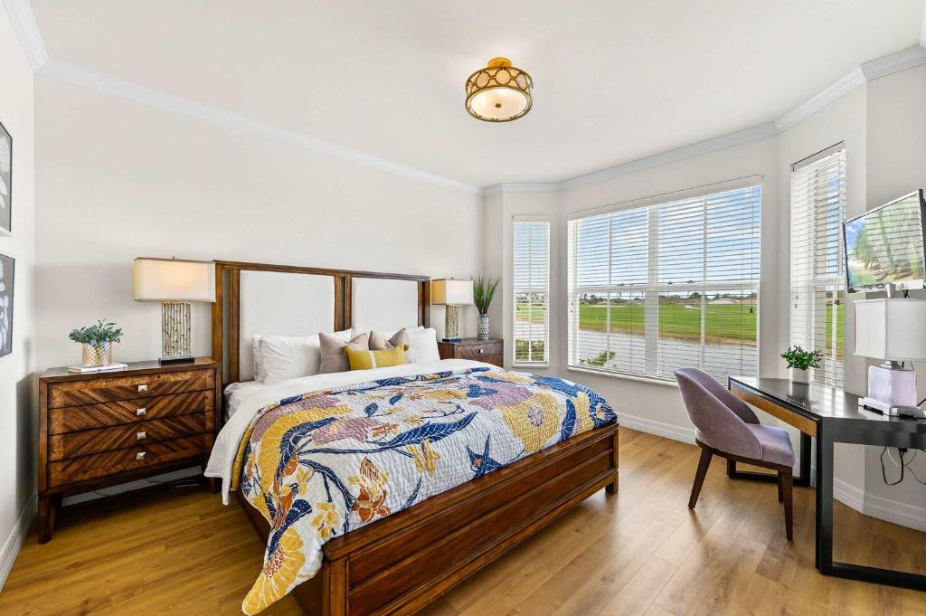 Naples House | Catina - Freshly renovated stylish 2BR 2BA condo in Lely Resort with lake & golf course views private lanai and access to pool gym tennis and more! Prime location just minutes from Naples beaches and 5th Ave, perfect for a relaxing Florida getaway!