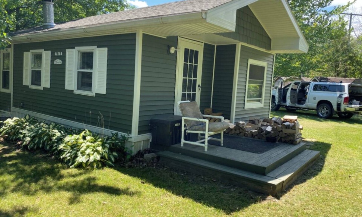 Port Hope Cabin | Charming 1-bedroom cabin in Port Hope-PET FRIENDLY with WIFI 😃