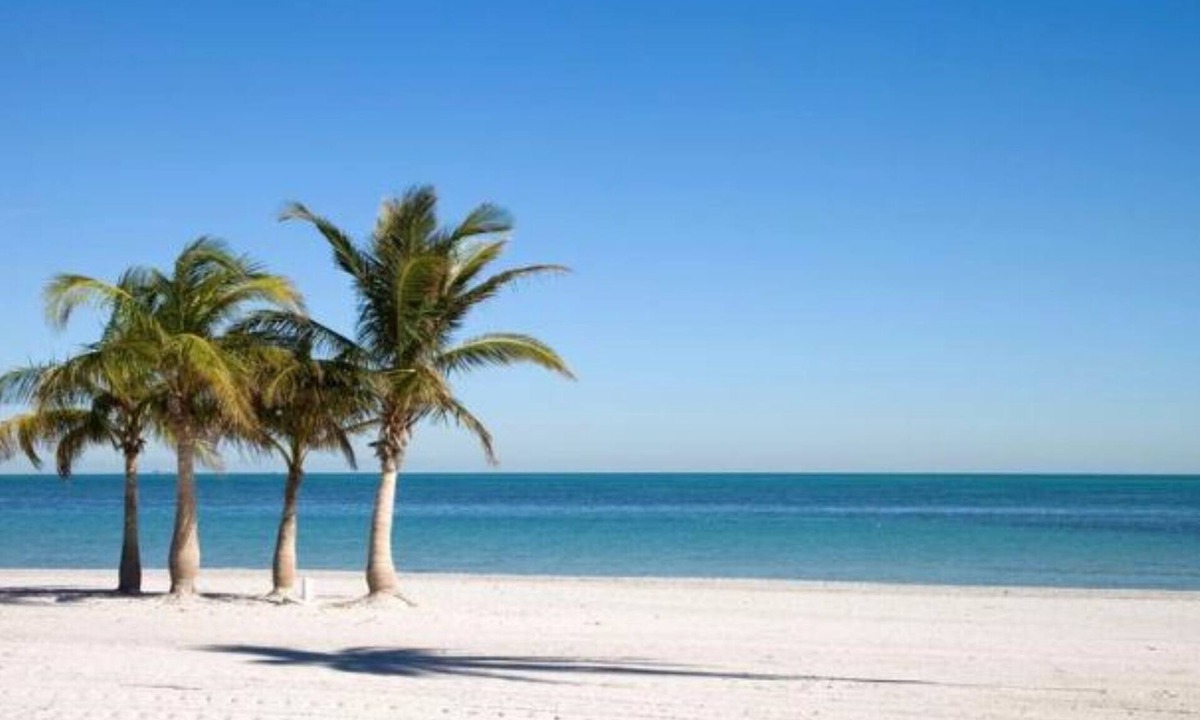 Key Biscayne Apartment | Charming 1BR Escape with Pool & Beach Nearby -