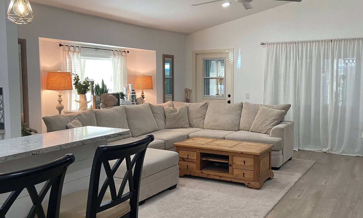 Punta Gorda House | Charming 3-bedroom house in delightful Downtown Punta Gorda with AC