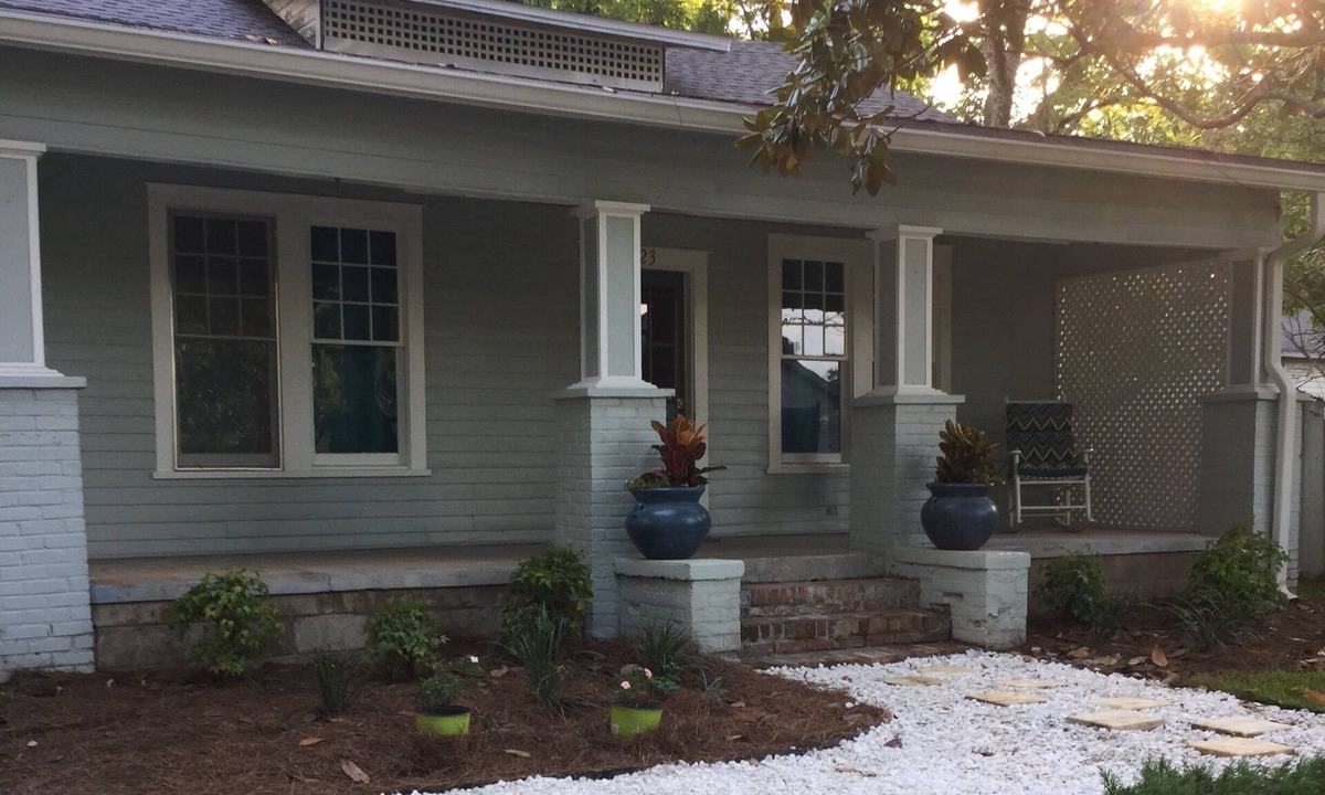 Thomasville House | Charming Bungalow, walking distance to everything, private and pet friendly!