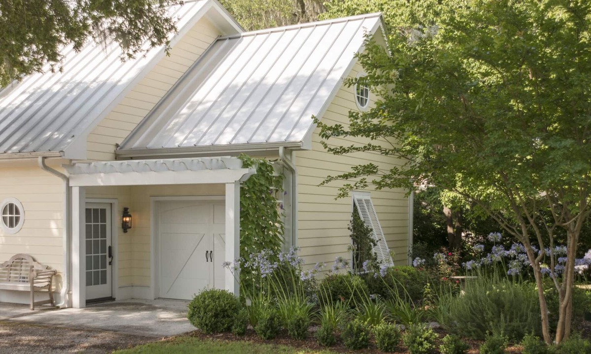 Beaufort Cottage | Charming Waterfront Carriage House