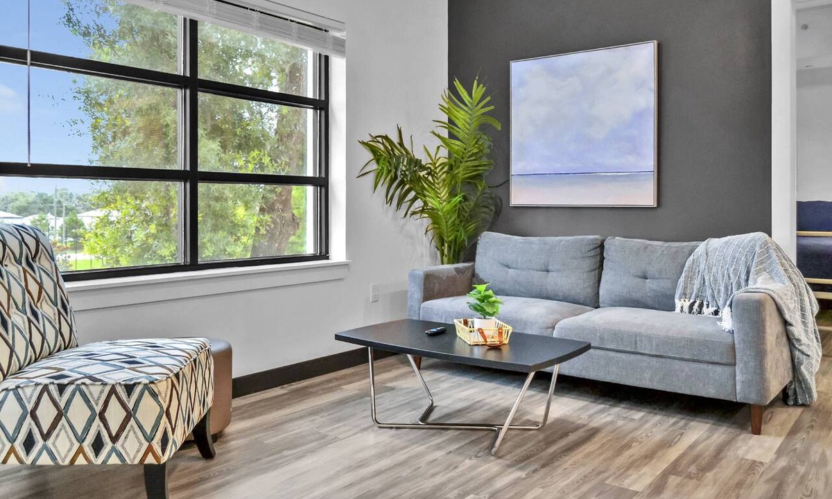 Zephyrhills Condo | Chic Wellness Retreat | 2 King Suites Near Tennis & Pickleball