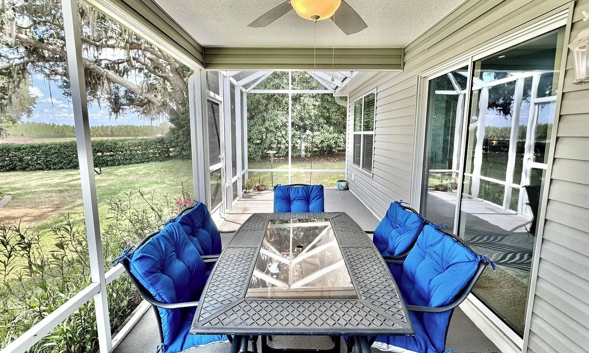St. James House | Chillax Chalet - 2/2 w/Golf Cart in The Village of St. James