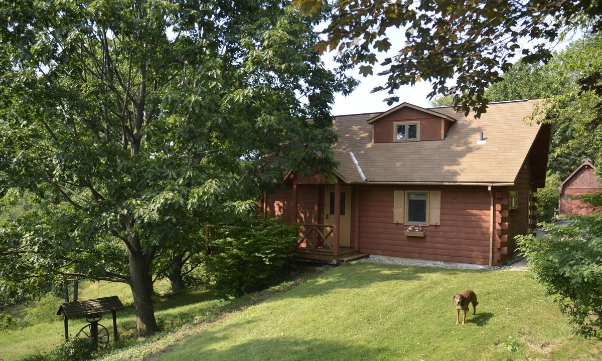 Bairdford Cabin | Clean, Fox Chapel Area, 20 Minutes from Downtown Pittsburgh
