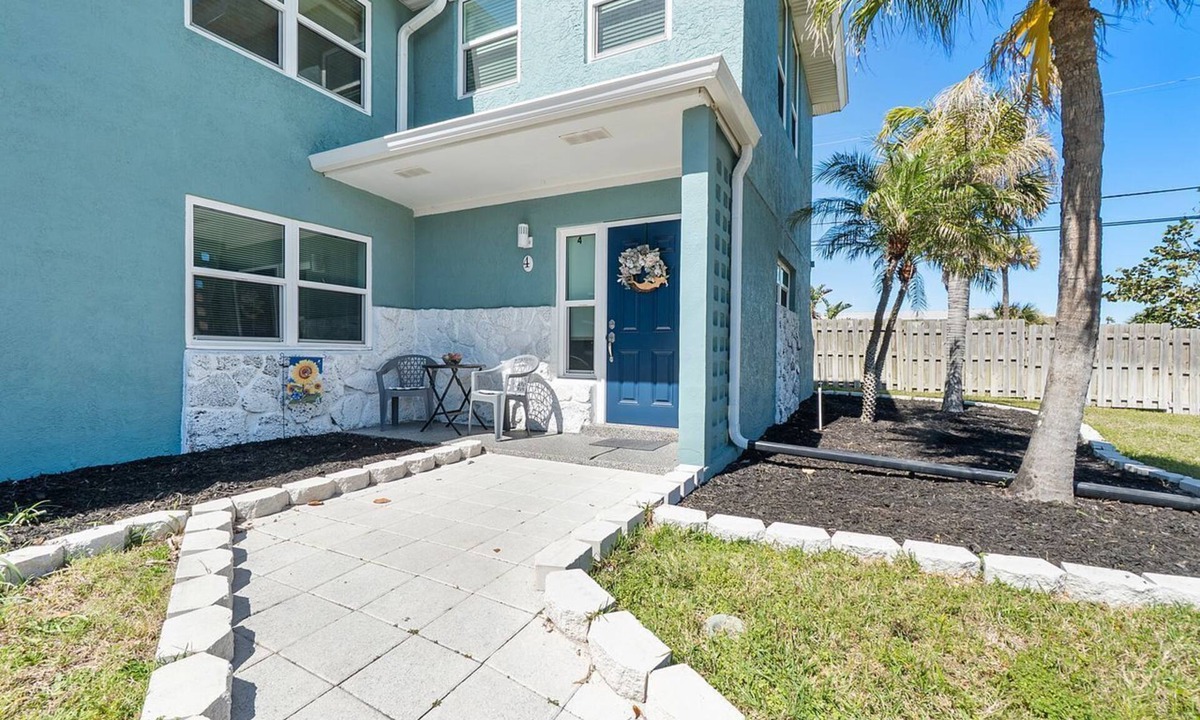 Port Canaveral Apartment | Coastal Calm in Cape Canaveral - 1 bedroom steps from the beach 🏖