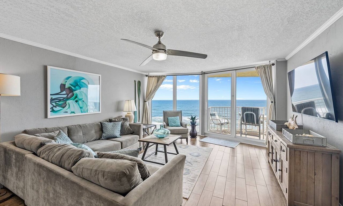 Daytona Beach Shores Condo | Coastal Luxury - Shores Club Unit 604