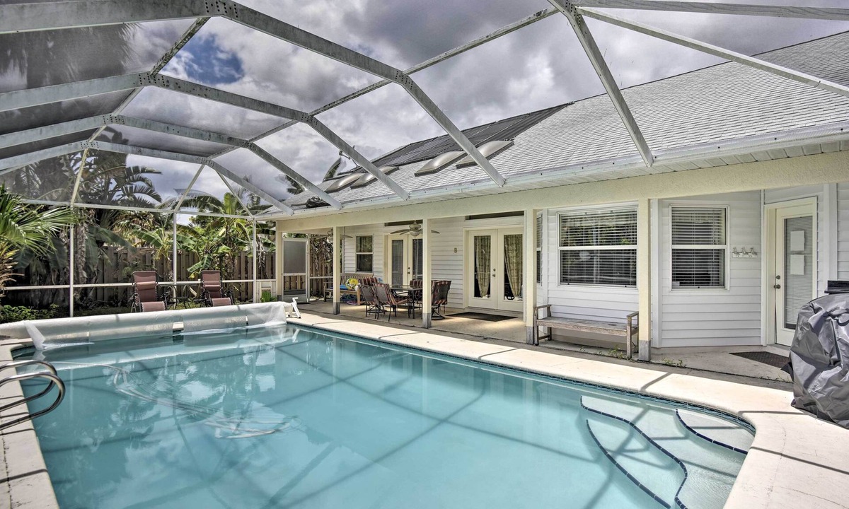 Quail Run Estates House | Cocoa Beach Paradise: Screened Pool, Patio + Games