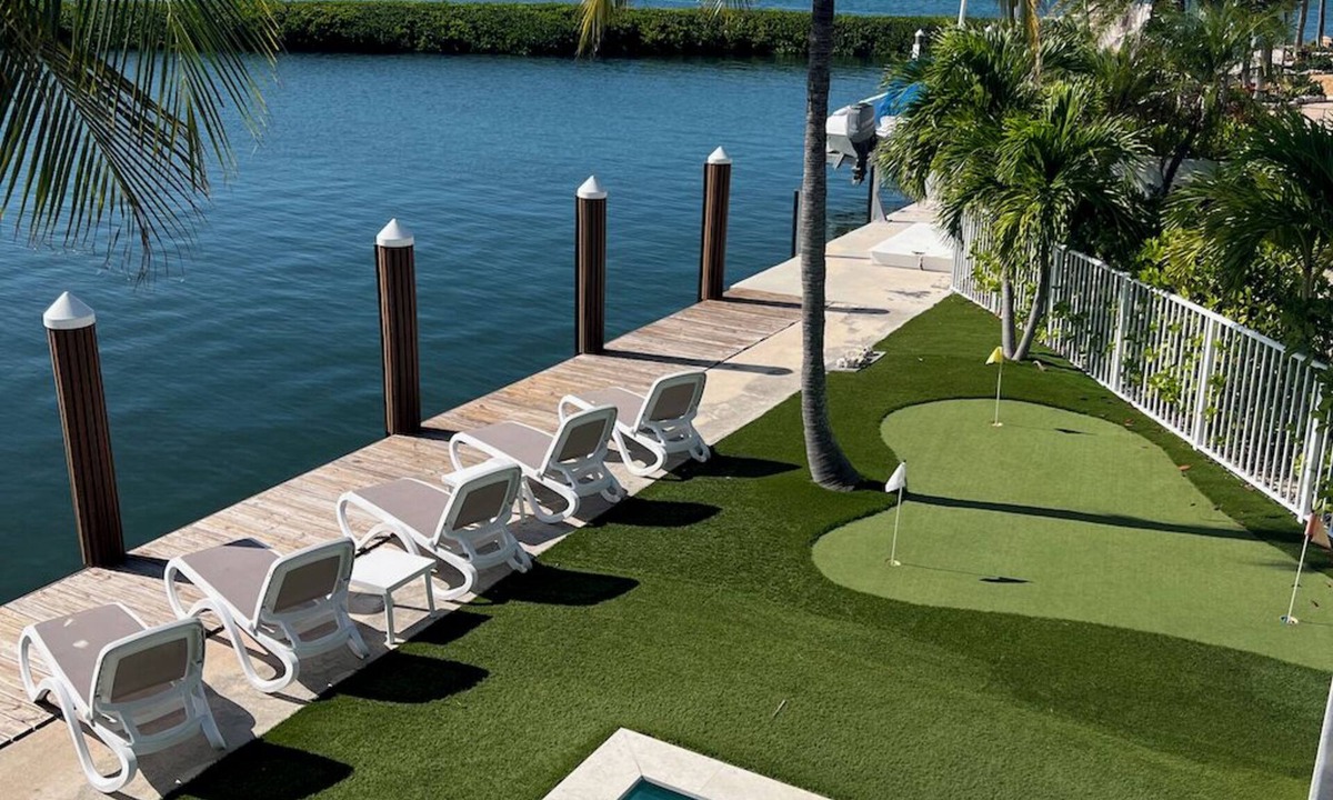 Marathon House | Coconut Sunsets Open Water Views, Ice, Pool, Spa 100 ft dockage, Putting Green