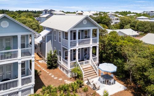 Seacrest House | Cottage Breeze