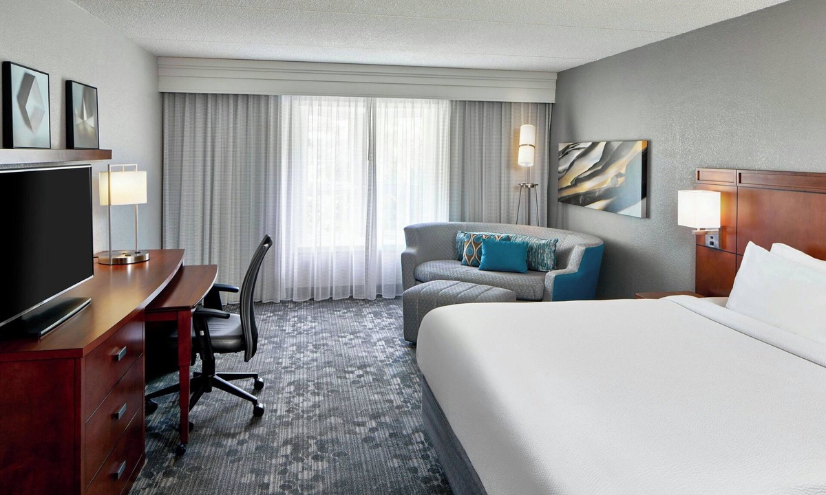 Rochester Hotel | Courtyard by Marriott Rochester East/Penfield