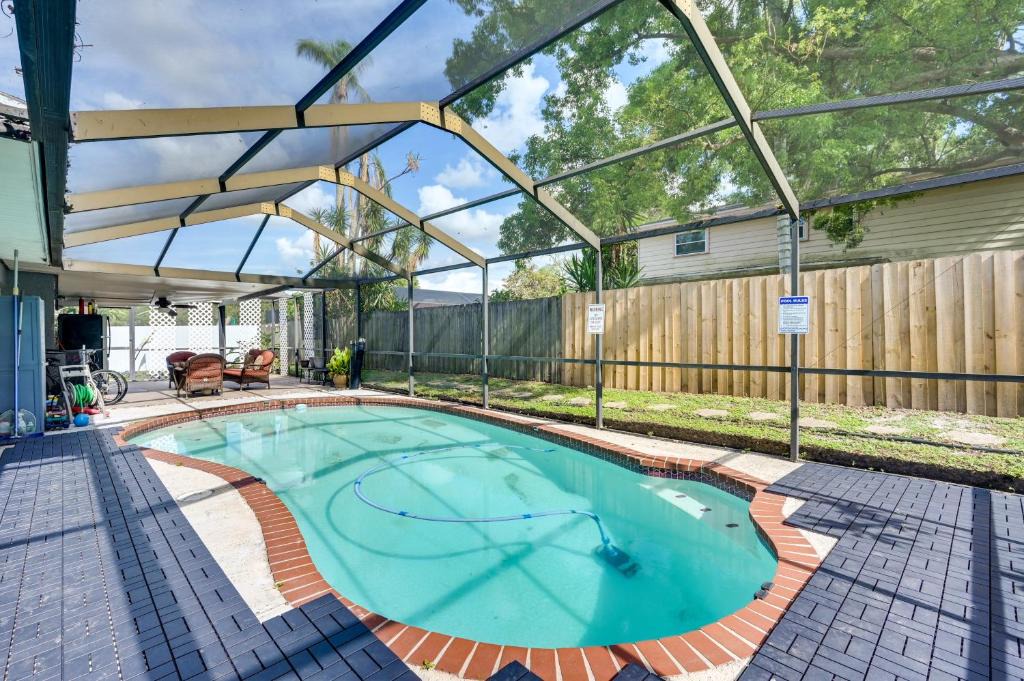 Seffner Community Alliance Apartment | Cozy Brandon Vacation Rental w/Shared Pool!