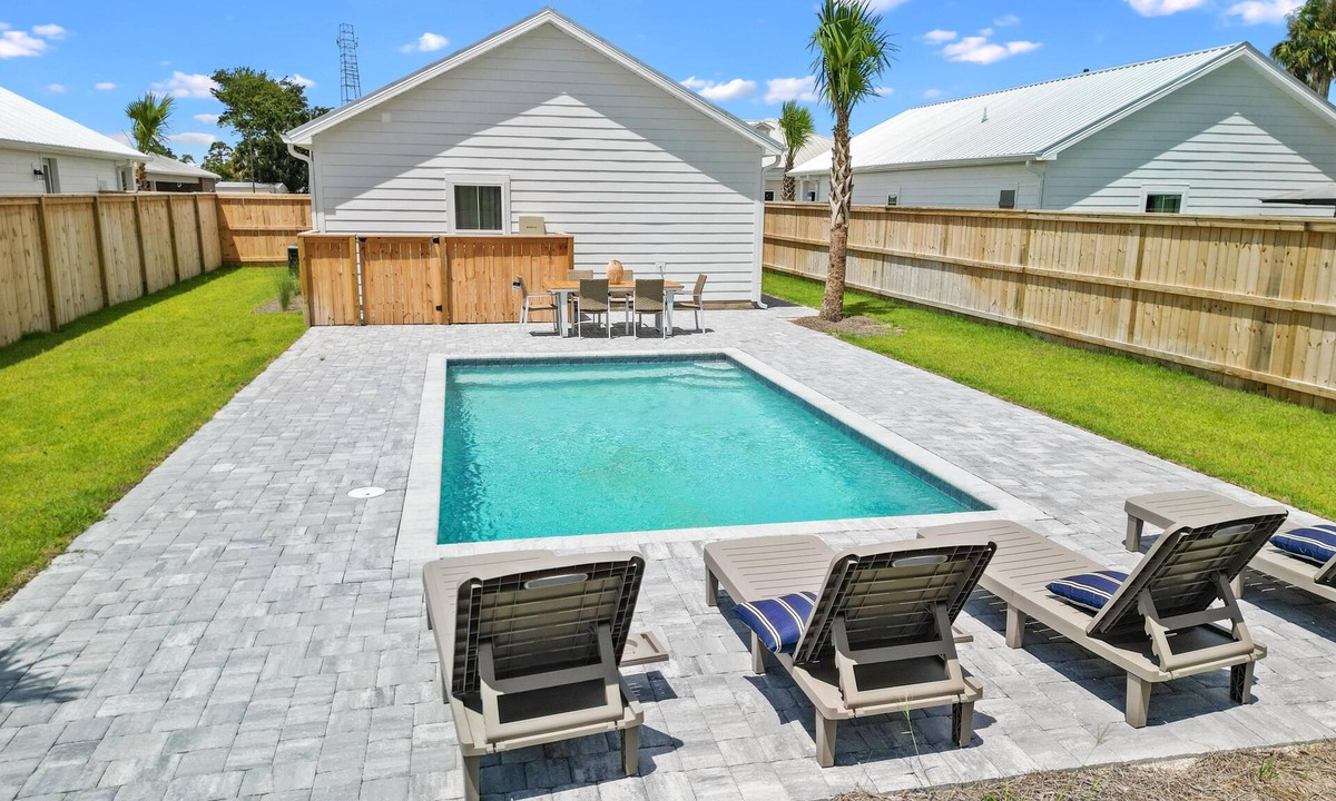 Port St. Joe Cottage | Cozy Cottage w/Pool | Boat Parking | Near Marina