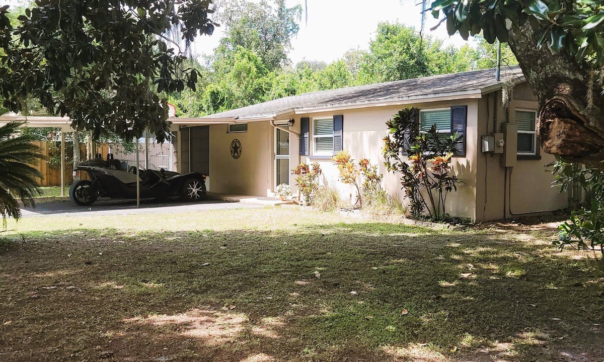 Inverness House | Cozy Getaway w/fenced yard