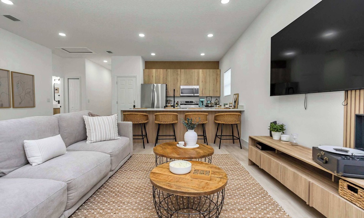 Ocala House | Cozy home near Santos w/backyard & BBQ grill