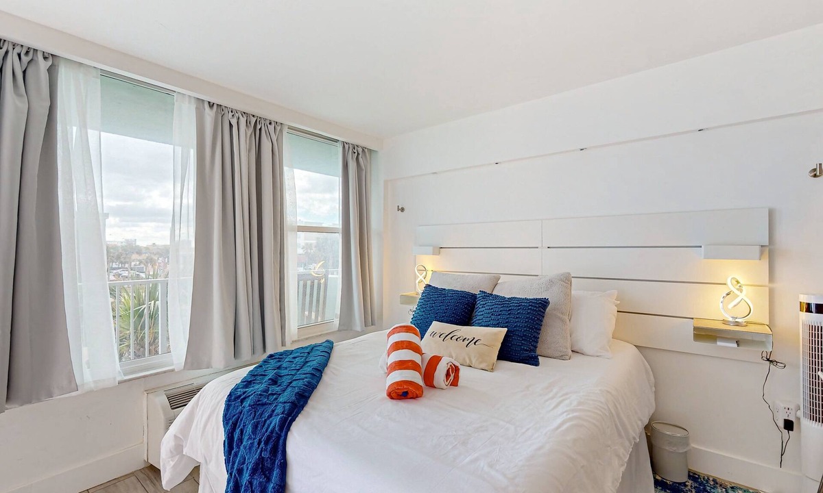 East Daytona Condo | Cozy Oceanfront Studio with Balcony, Pool & Beach Access