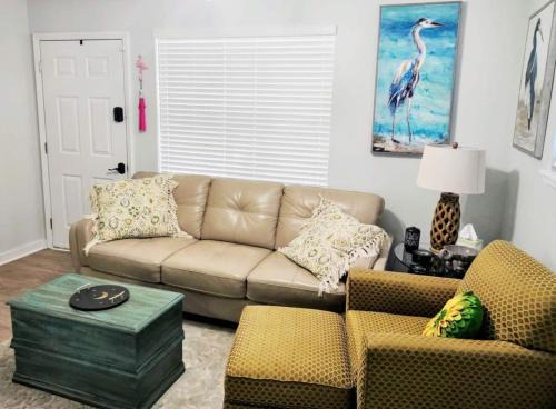 Old Town House | COZY-Quiet Cottage Pets Kitchen