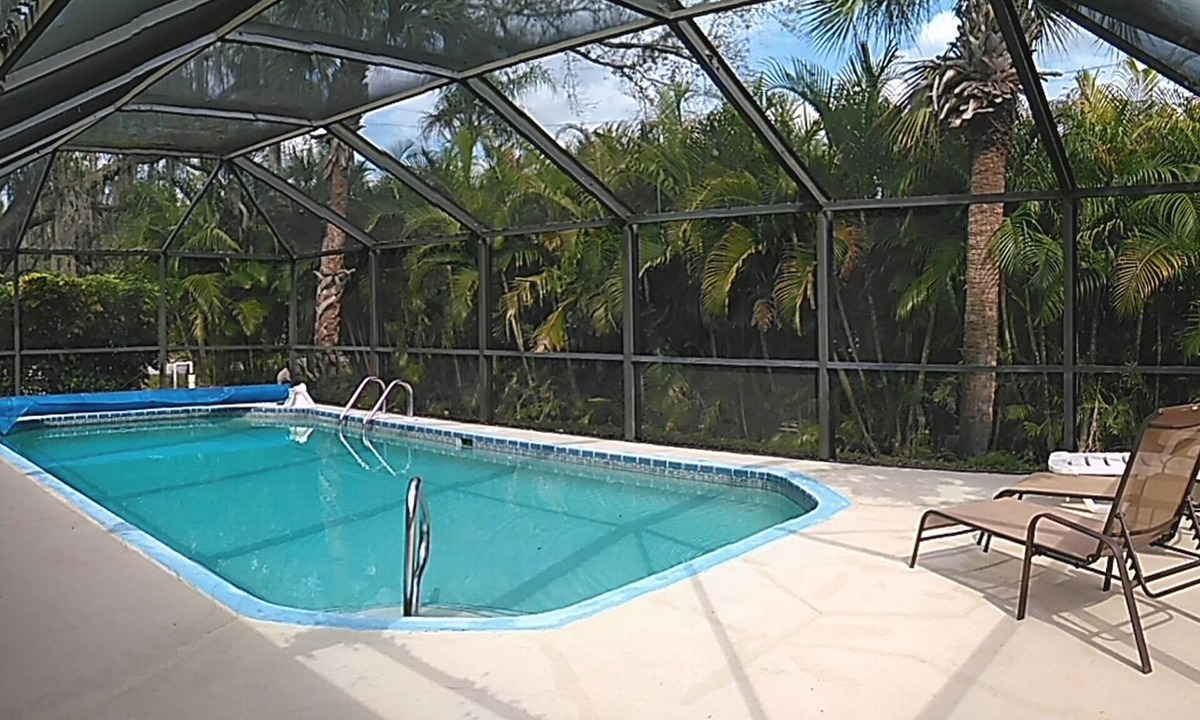 Joel House | Cozy vacation home with heated pool in quiet location