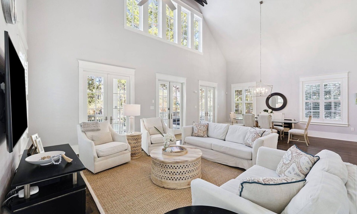 Forest District House | Cozy WaterColor Escape Near Camp Pool