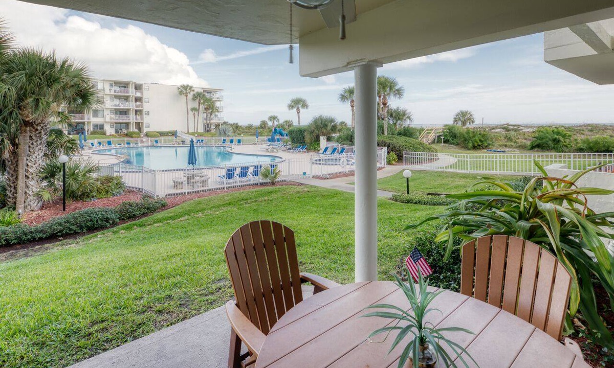 Butler Beach Condo | CRC 1105 - Ground Floor Condo with Great Pool & Beach Access