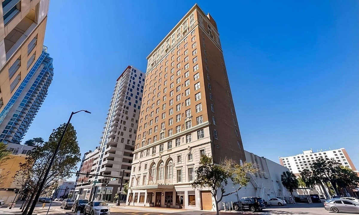 Downtown Tampa Hotel | Discover Tampa's Charm! Ultimate Downtown Experience