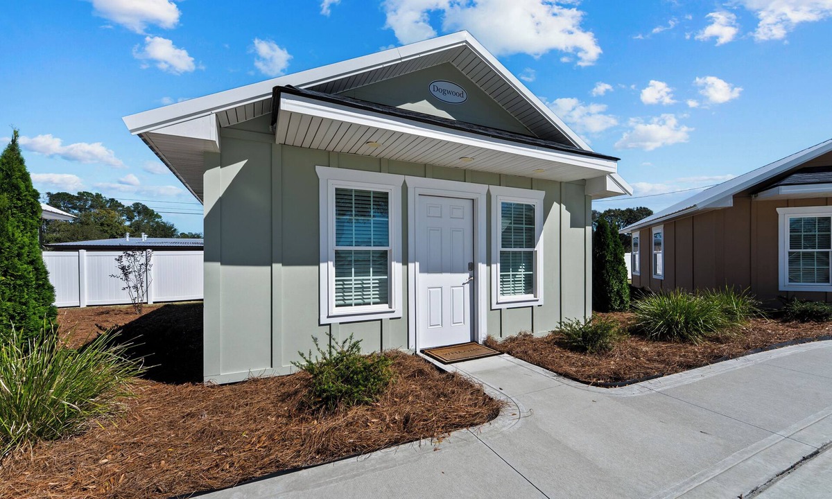 Reidsville Apartment | "Dogwood" Cottage Reidsville Georgia