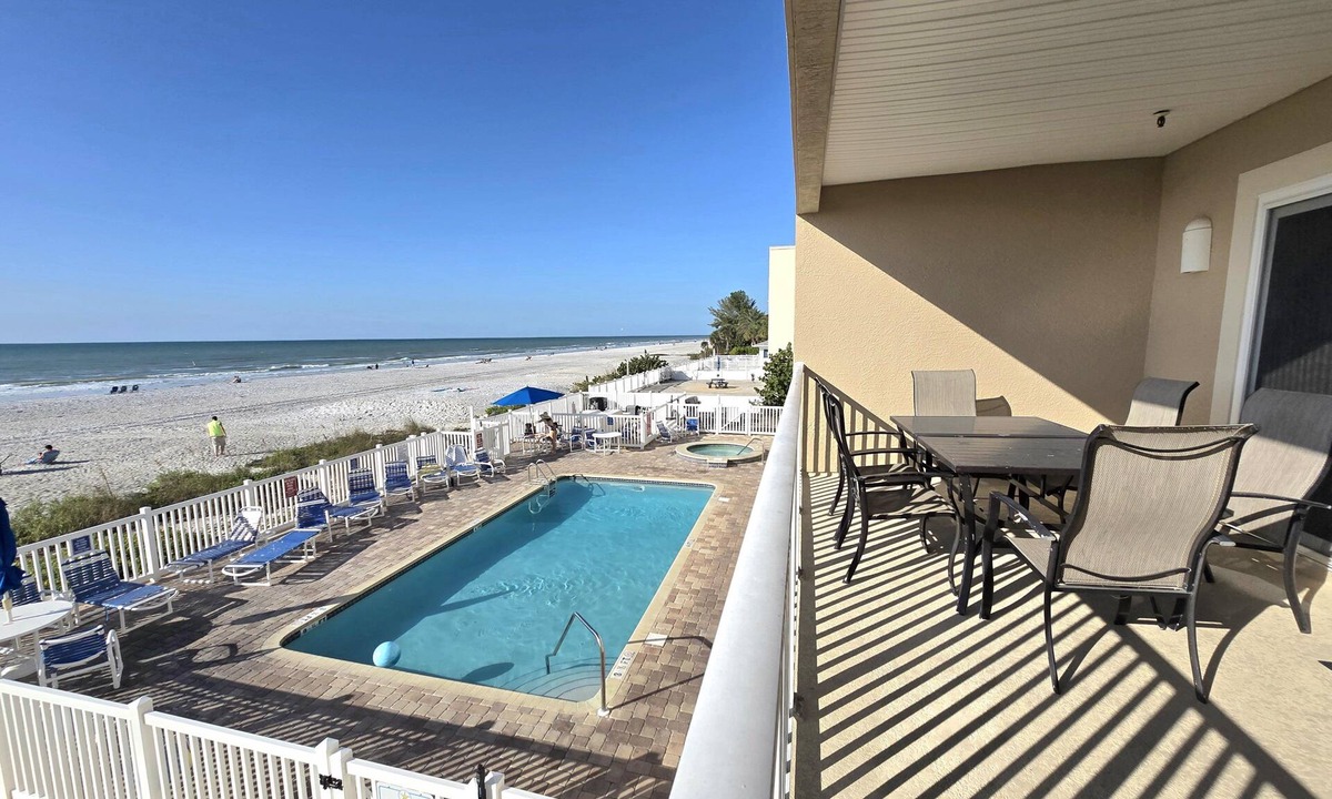 Independence Square Condo | Double the Views, Double the Fun at Ocean Side Building with direct Gulf Views