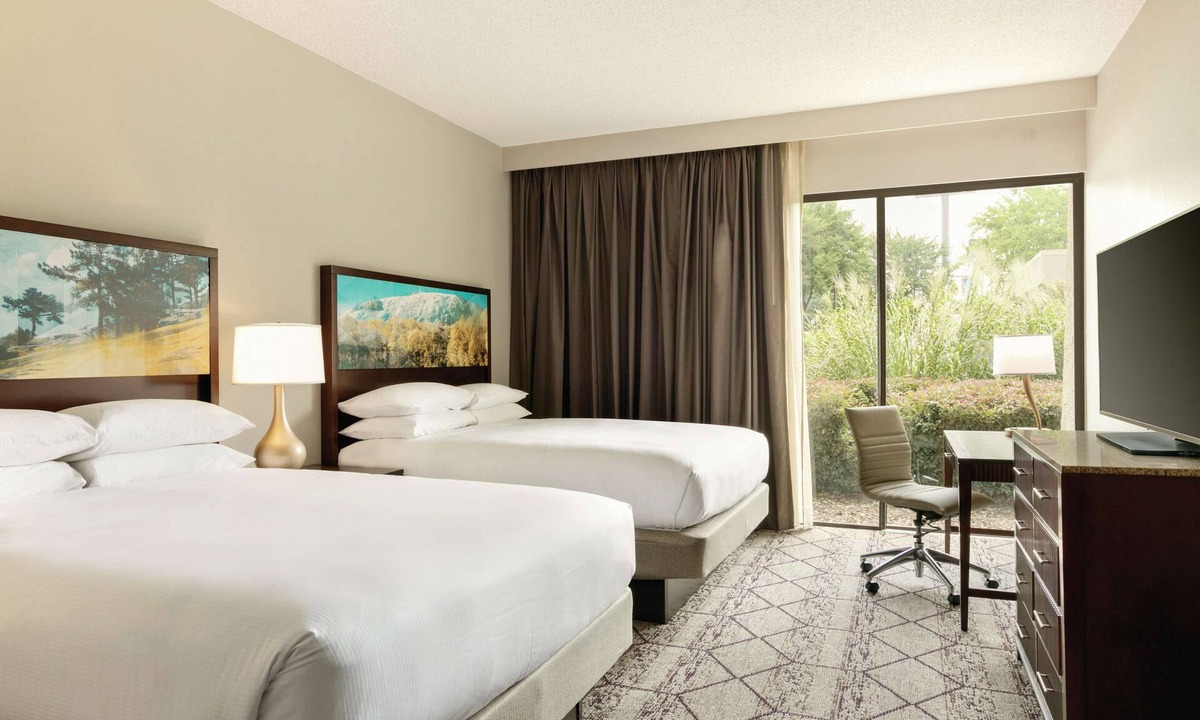 Northlake Hotel | DoubleTree by Hilton Atlanta - Northlake